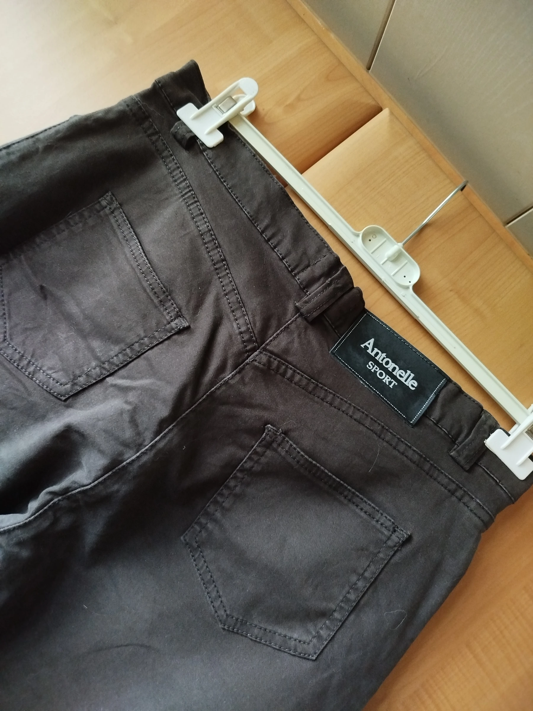 Calça de 5 bolsos marrom – photo 5